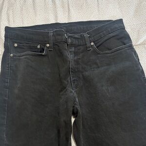 Levi's Men's Black Slim Straight Jeans